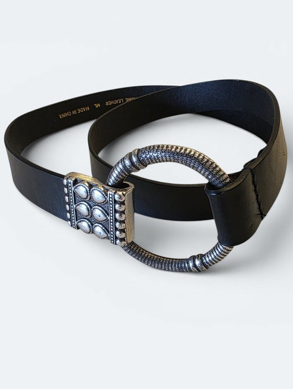 Vintage Chico's Black Leather Adjustable Belt Silver O-Ring Hook Buckle Size M/L